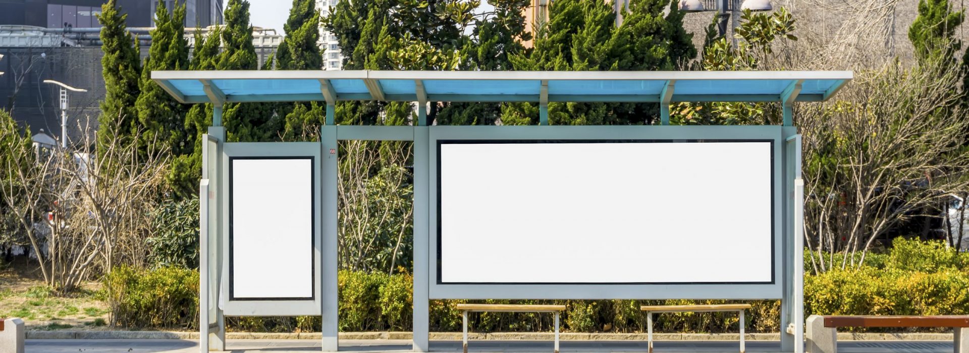 media-bus-blank-view-screen